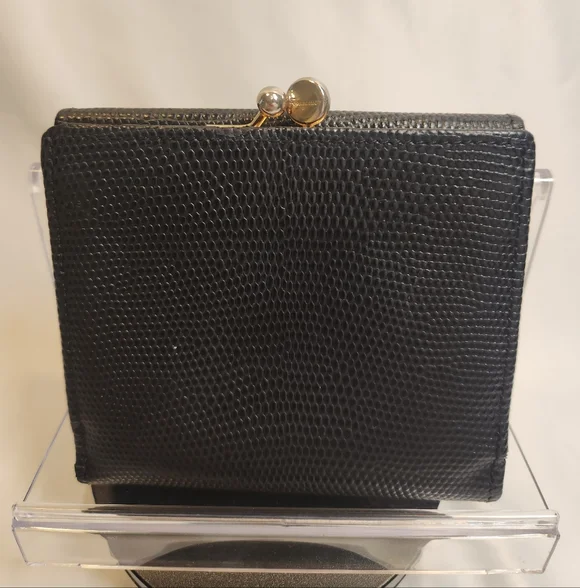 Salvatore Ferragamo Vara Vintage Wallet - Picture 3 of 12